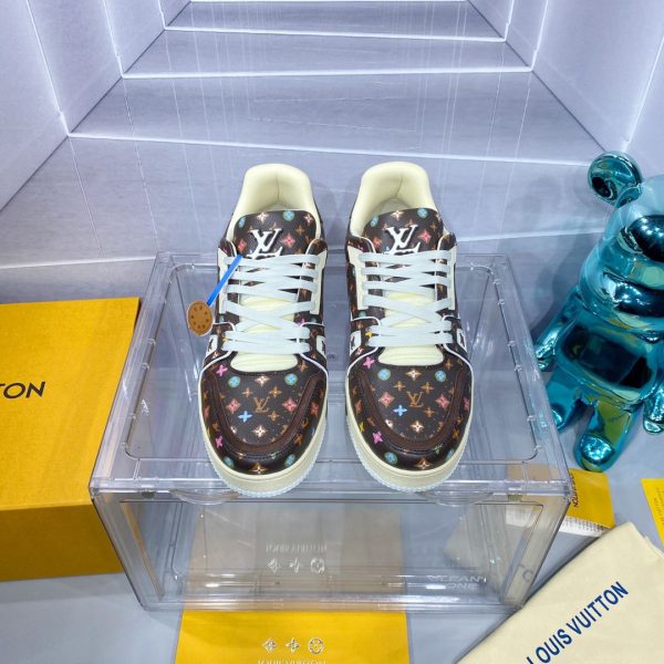 Louis Vuitton Trainer Monogram Chocolate Sneaker