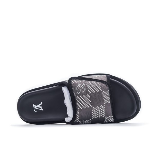 Louis Vuitton Miami Slipper Damier Velcro Grey