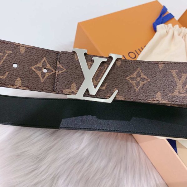 Louis Vuitton Monogram Leather Reversible Belt 40MM