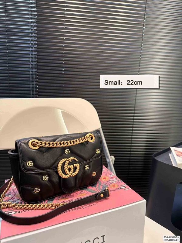 Gucci Marmont Handbag Bag Black Matelasse 446744