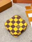 Louis Vuitton Chess Messenger N40561 N40562