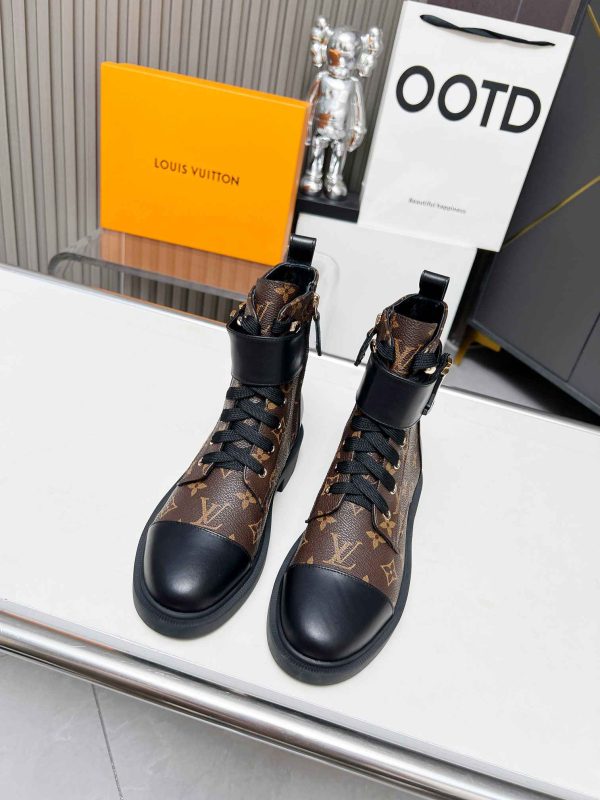 Louis Vuitton Beaubourg Combat boots Leather Women 0926